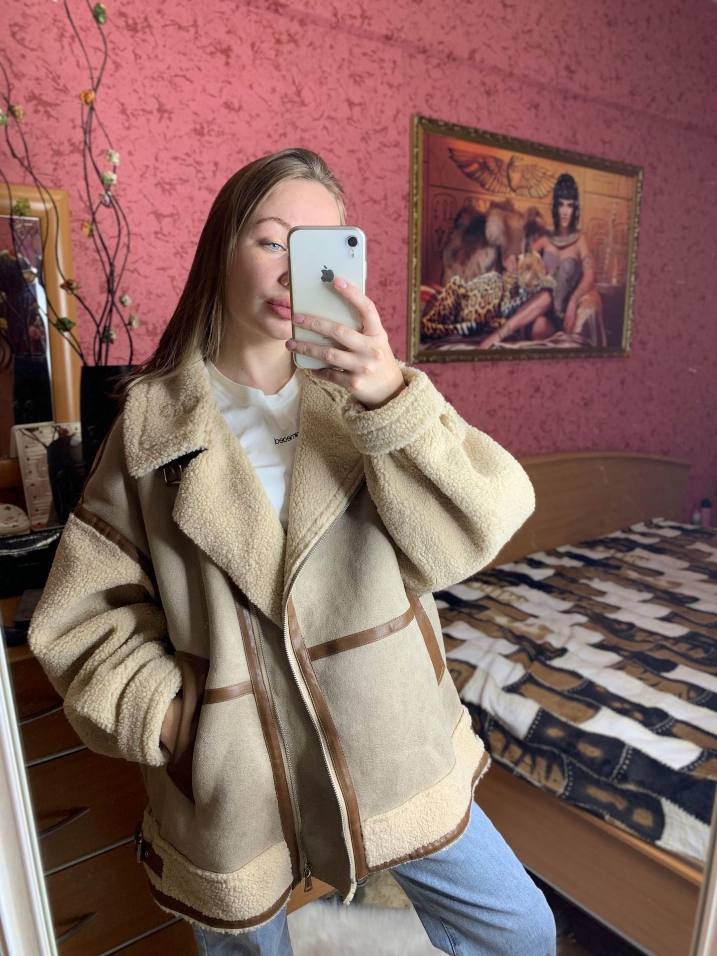 Autumn/Winter Women's Warm Spliced Leather Fur One Piece Coat Women's Autumn/Winter Women'Main fabric composition: polyester--XS:  Bust 122cm       sleeve  72cm          length 63cm--S: Bust 126cm       sleeve  73cm          length 64cm   --M:  Bust 130cm