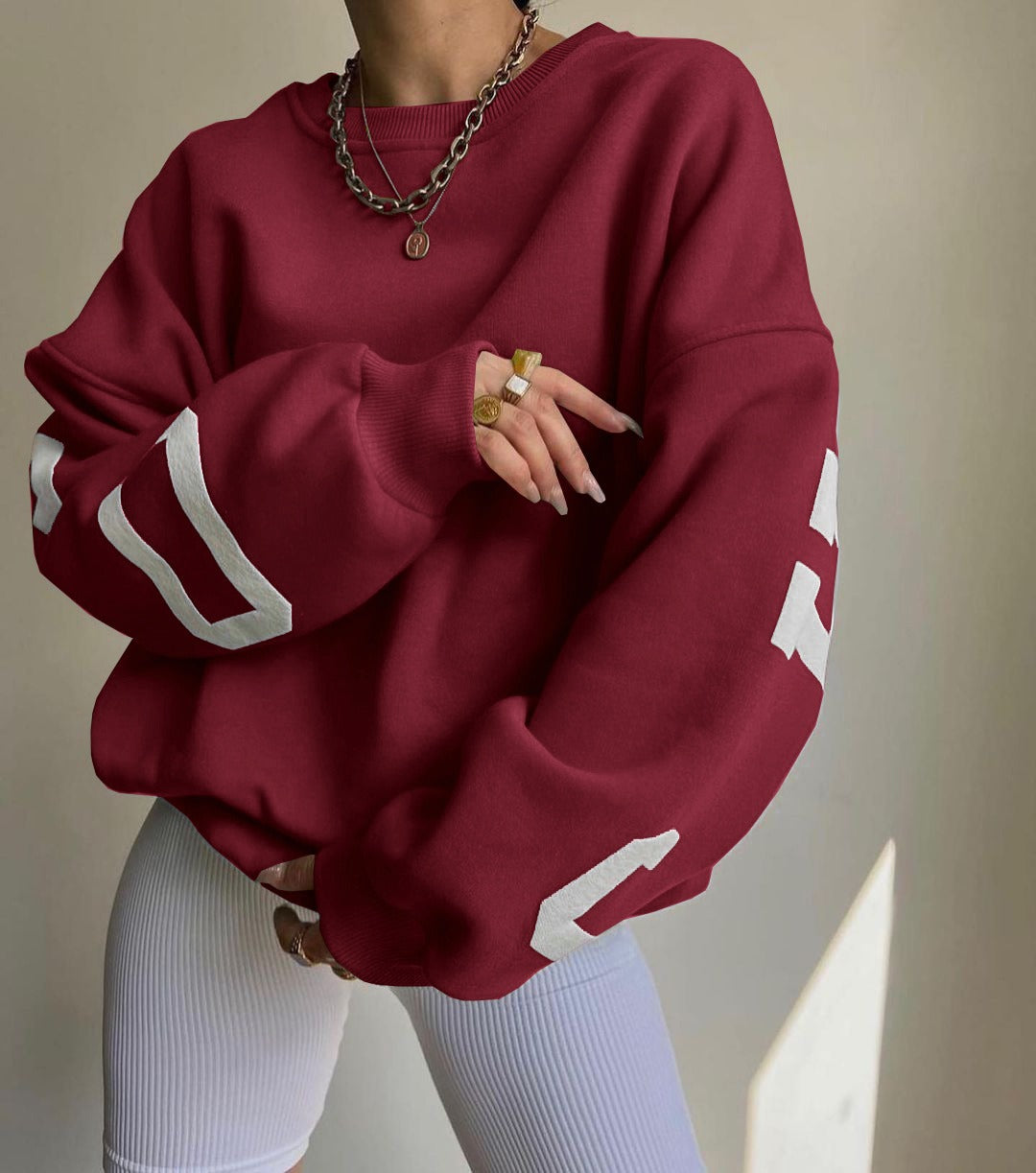 Casual Letters Print Sweatshirt Women Fashion Fleece Long Sleeve LooseCasual Letters Print Sweatshirt Women Fashion Fleece Long Sleeve Loose Hoodies Y2k Streetwear Autumn Winter Lady PulloversItem number WY22001Pattern letters/numbers/textStyle: HedgingLoose fit, long sleevesSleeve type: conventional sleeveRound neck collarthick thin thickFabric name poly