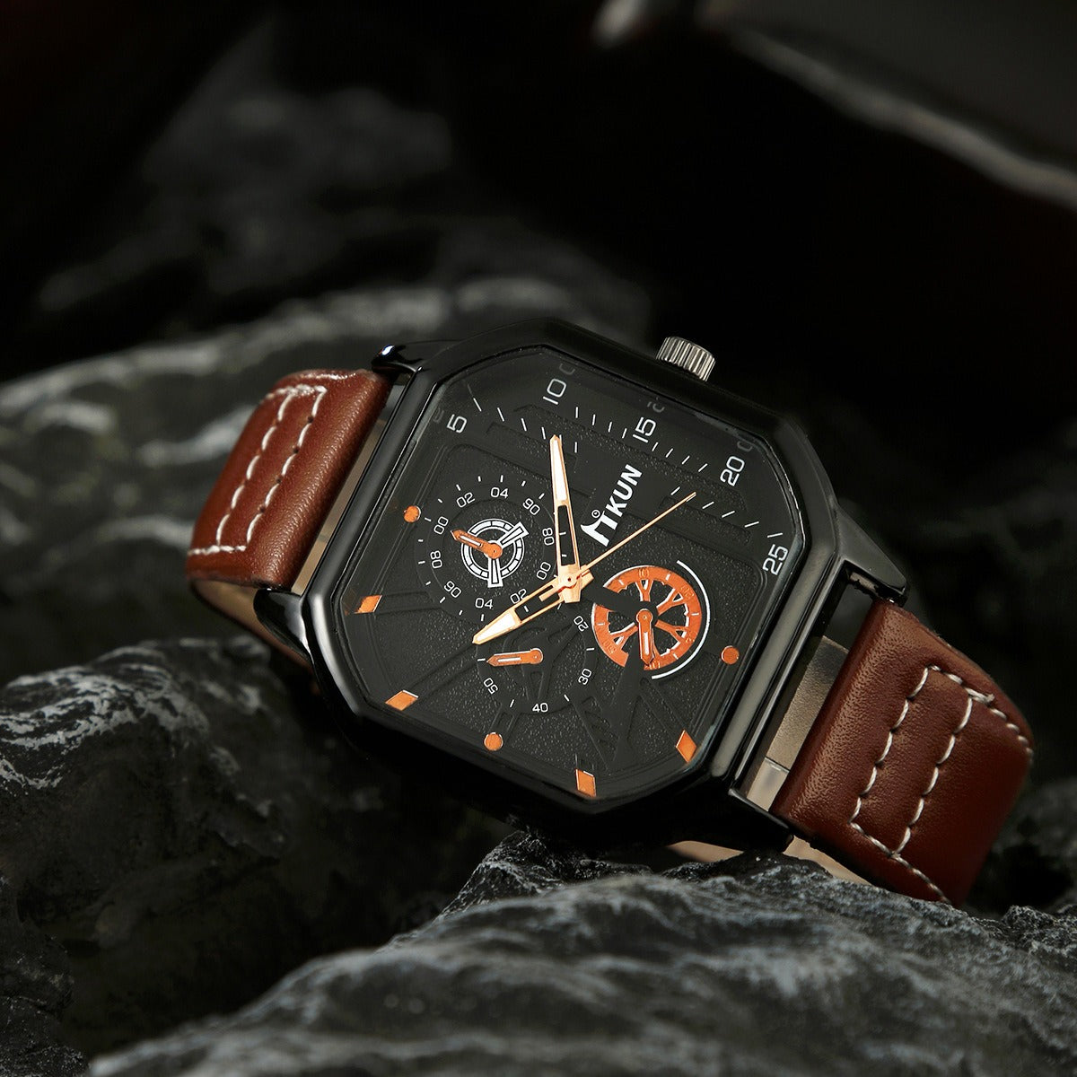 Fashion New Double Layer Square Shell Belt Casual Men's Sports BraceleDouble Layer Square Shell Belt Casual Men'Black long box : L * W * H: 14.5cm * 6.5cm * 3cmWatch parametersThe total length of the watch buckle is approximately 26cM·Watch strap width approximately 2.2cm·The