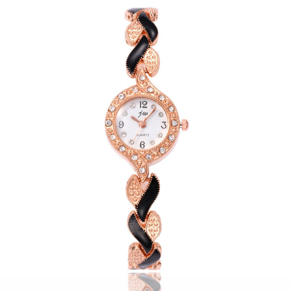 New Cross border Fashion Versatile Women's Love Watch Band with DiamonCross border Fashion Versatile Women'Black box: length * width * height: 14.5cm * 6.5cm * 3cmWaterproof: NoType of movement QuartzWatch parameters: The total length of the watch buckle is approximately 