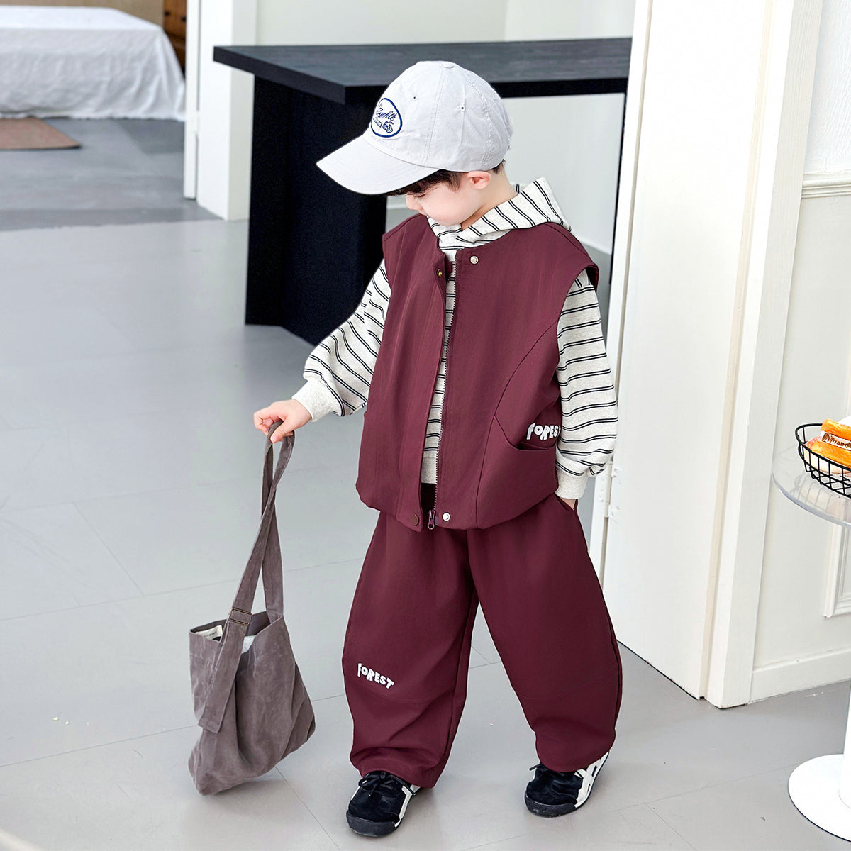 Boys Hooded Sweatshirt and Vest 3-Piece Set Autumn Spring Style - product image 2
