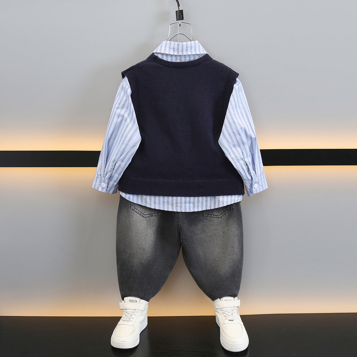 Boys' 3-Piece Knit Vest and Shirt Set - Preppy Style Fall Outfit - product image 4