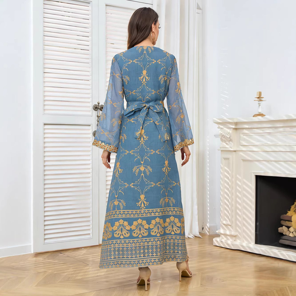 Mesh embroidered long skirt