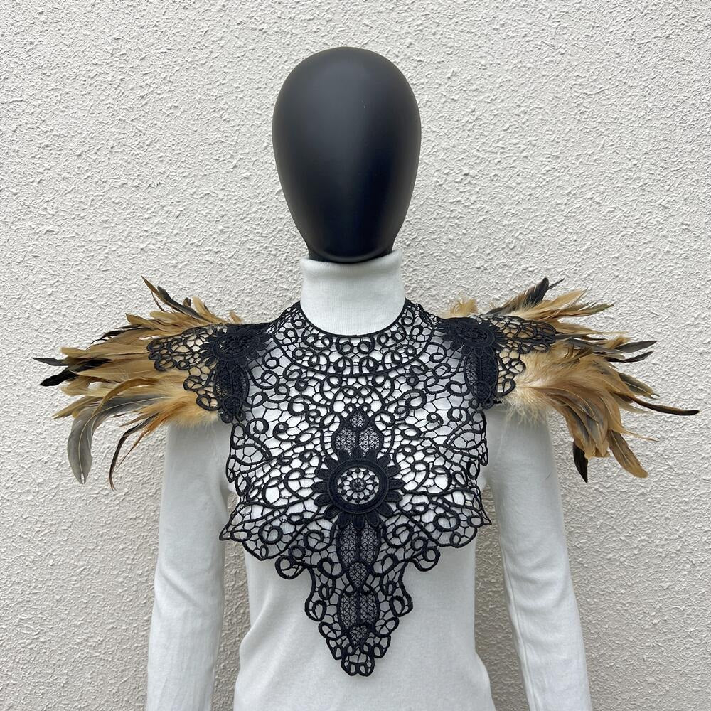 Gothic style lace embroidered feather shawl Christmas scarf Halloween Gothic style lace embroidered feather shawl Christmas scarf Halloween stage runway clothing accessoriesMaterial FeatherProduct volume 40cm * 40cm * 2cm