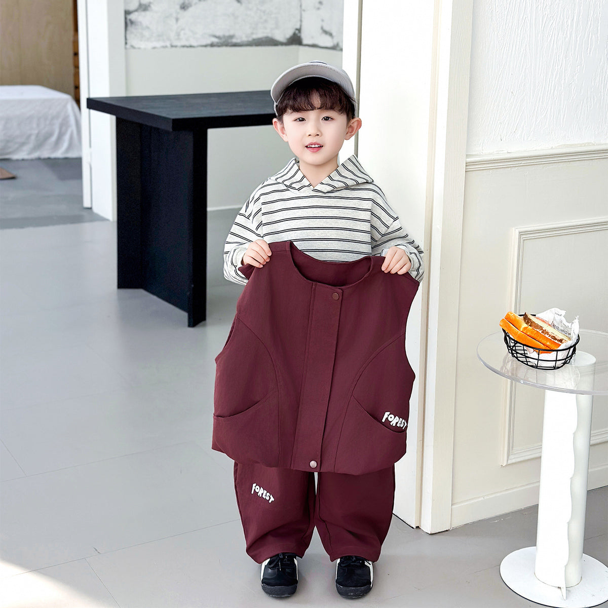 Boys Hooded Sweatshirt and Vest 3-Piece Set Autumn Spring Style - product image 3