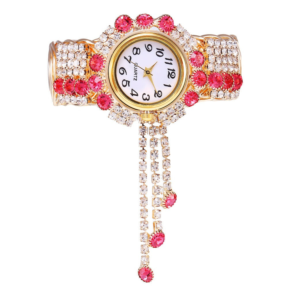 New Fashion Women's Full Diamond Alloy Fashion Watch Creative Tassel QFull Diamond Alloy Fashion Watch Creative Tassel Quartz Bracelet Watch Women'The total length of the watch buckle is approximately 19cmWatch dial diameter: approximately 3.2cmWatch mirror diameter: approximately 0.9cmWatch strap width approxi