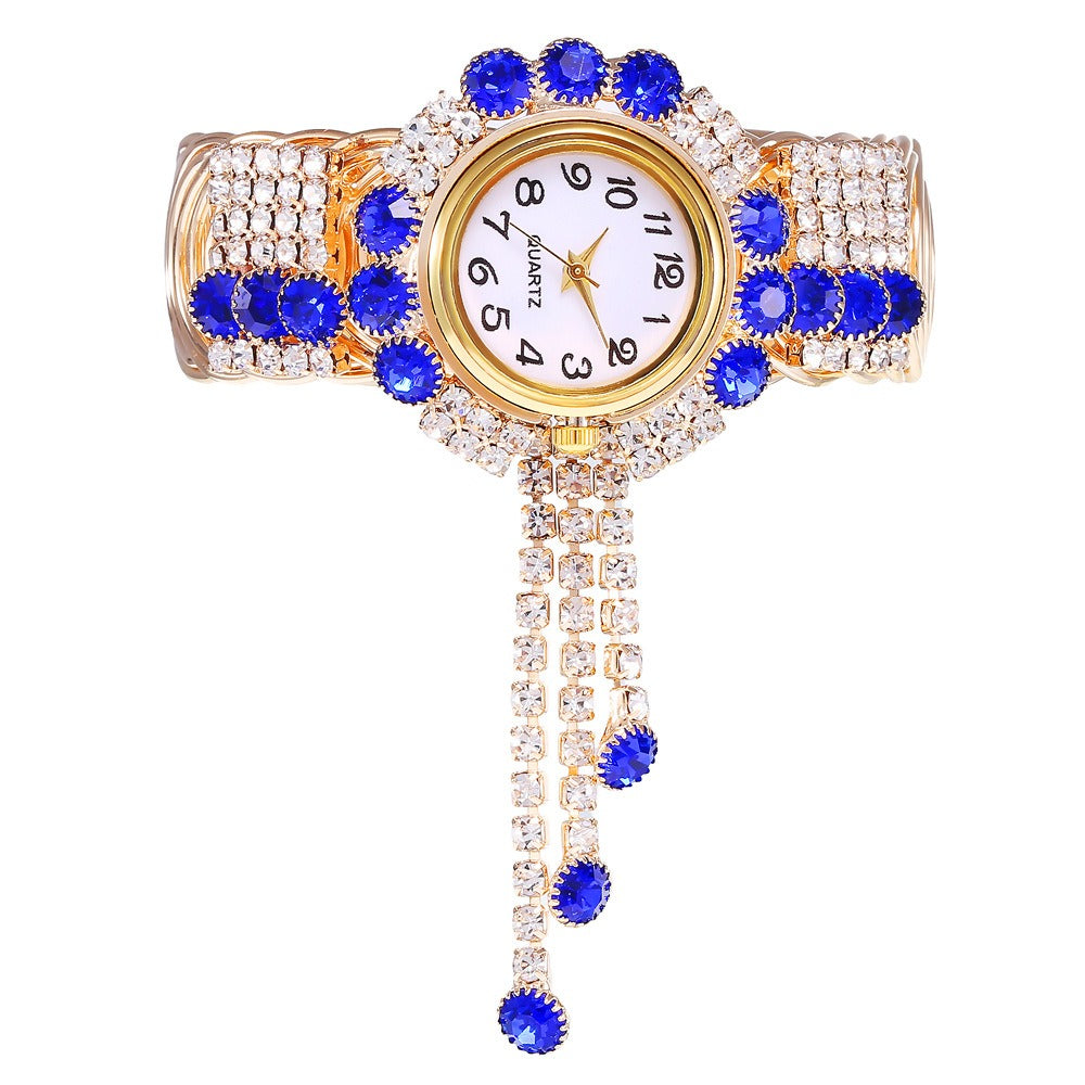 New Fashion Women's Full Diamond Alloy Fashion Watch Creative Tassel QFull Diamond Alloy Fashion Watch Creative Tassel Quartz Bracelet Watch Women'The total length of the watch buckle is approximately 19cmWatch dial diameter: approximately 3.2cmWatch mirror diameter: approximately 0.9cmWatch strap width approxi