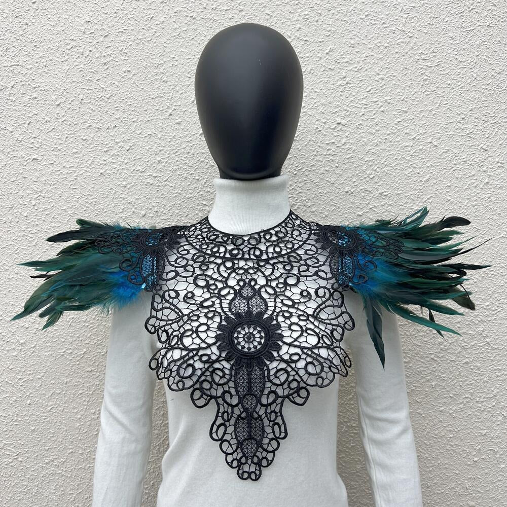 Gothic style lace embroidered feather shawl Christmas scarf Halloween Gothic style lace embroidered feather shawl Christmas scarf Halloween stage runway clothing accessoriesMaterial FeatherProduct volume 40cm * 40cm * 2cm